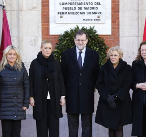 Rajoy, Carmena, Cifuentes junto a las asociaciones de Víctimas