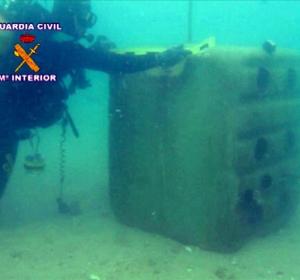 Bloques de hormigón en el fondo del mar