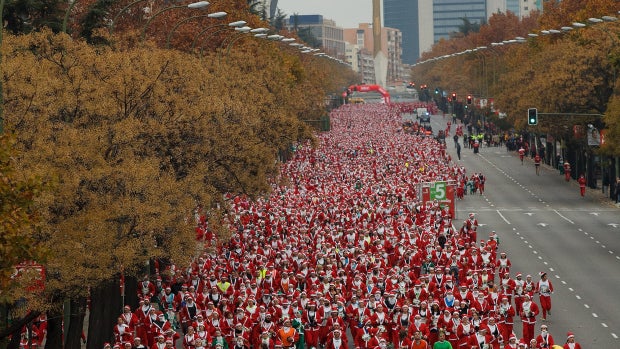 10.000 'Papa Noel' corriendo en Madrid