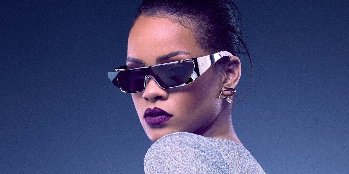 Gafas de sol diseñadas por Rihanna para Dior