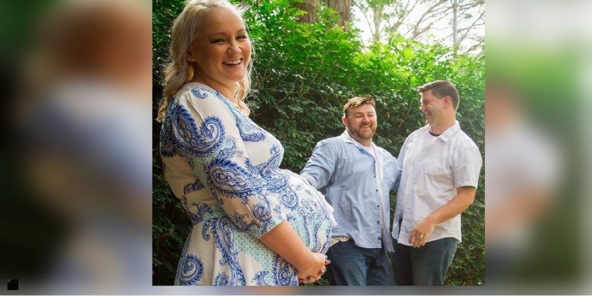 Imagen de los tres posando antes de que Ashlee diera a luz