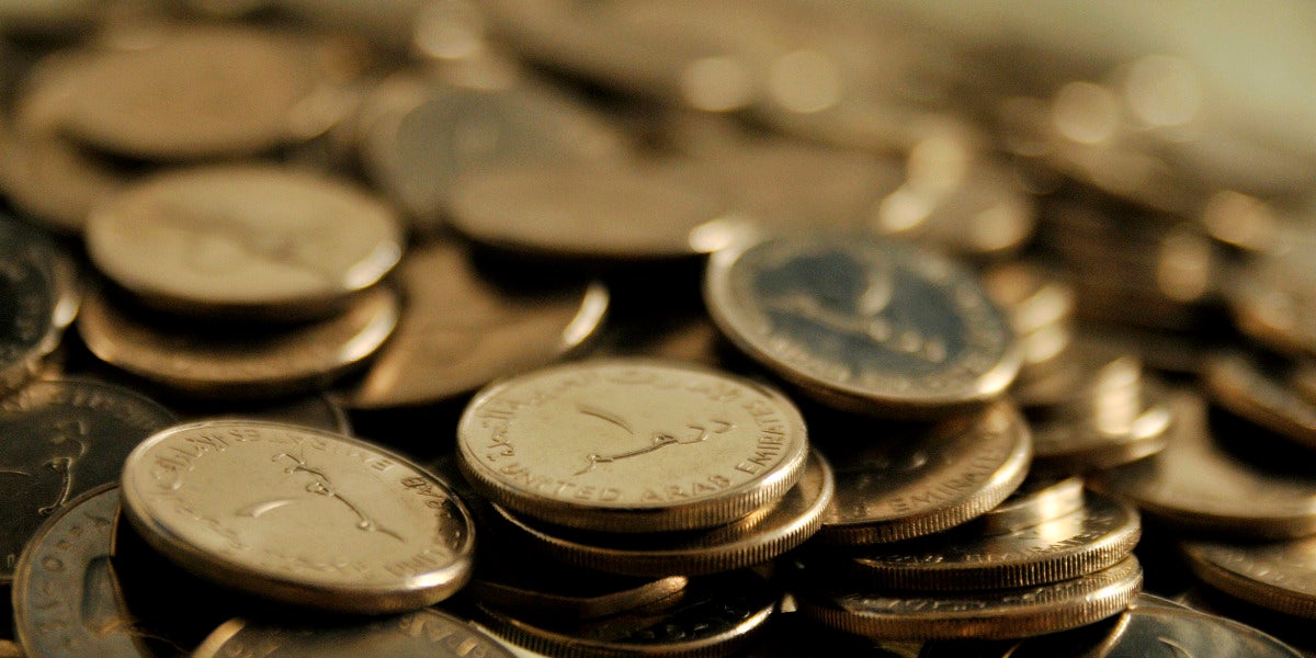 Varias monedas de dirham
