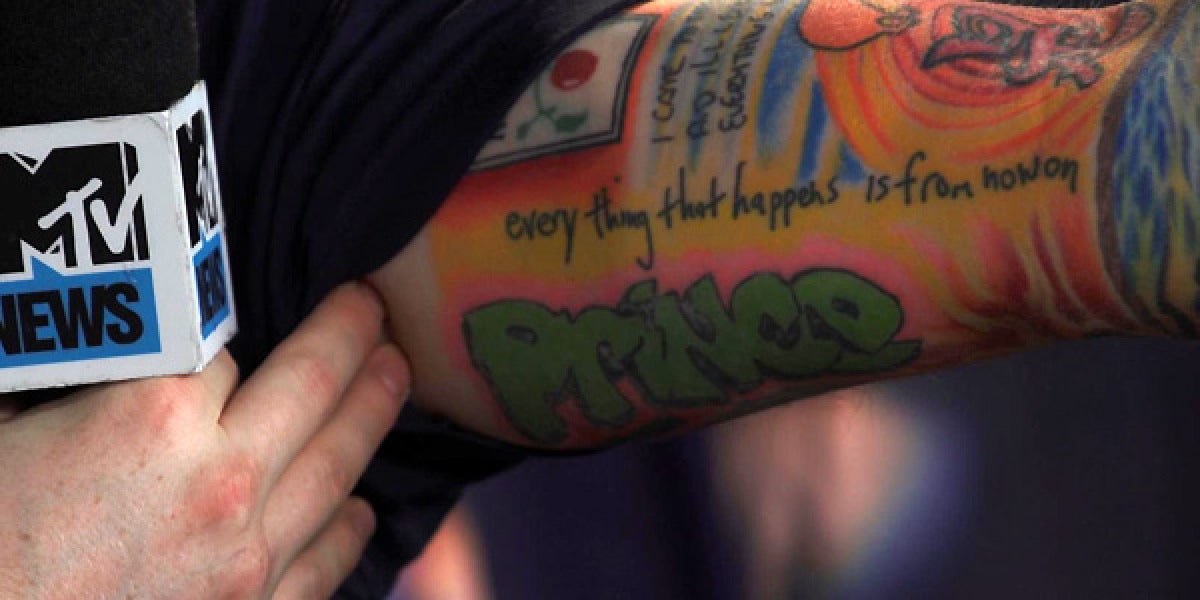 El tatuaje de Ed Sheeran en homenaje a El Príncipe de Bel Air