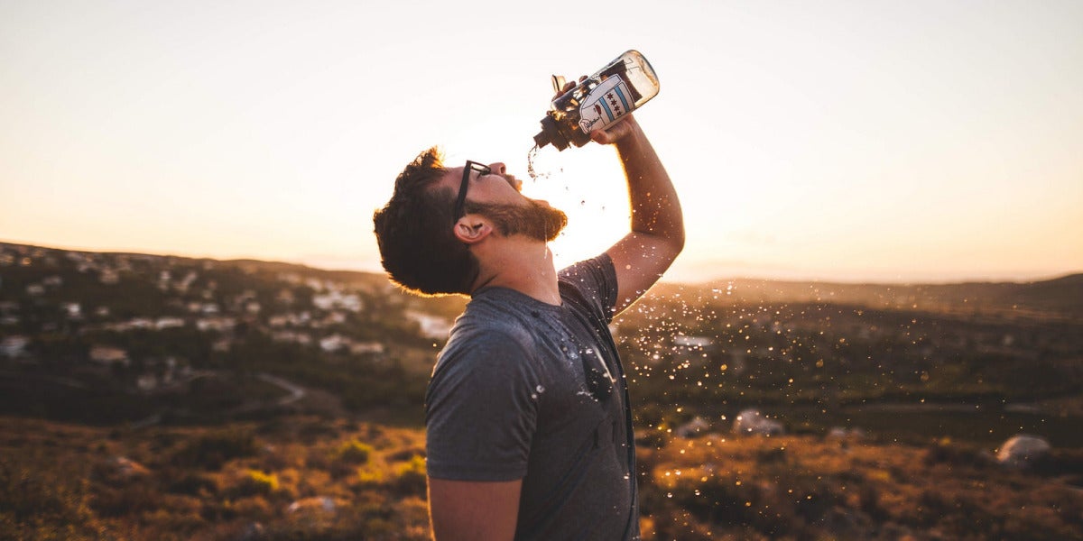 Beber agua