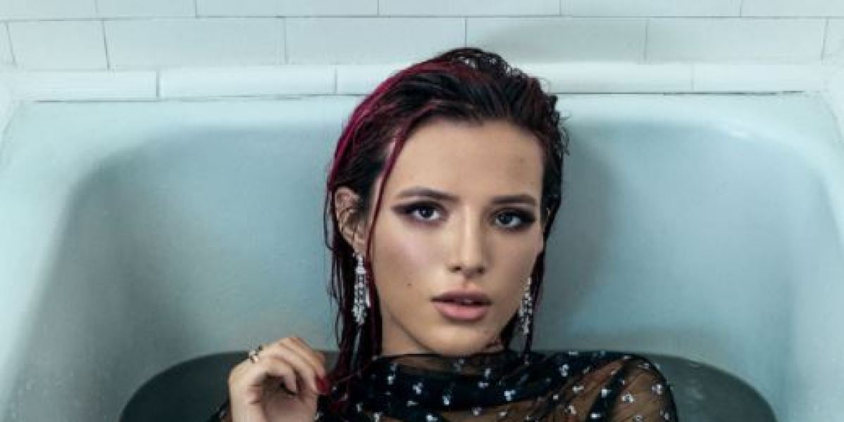 Bella Thorne revela cuánto dinero gana por publicar una foto en Instagram