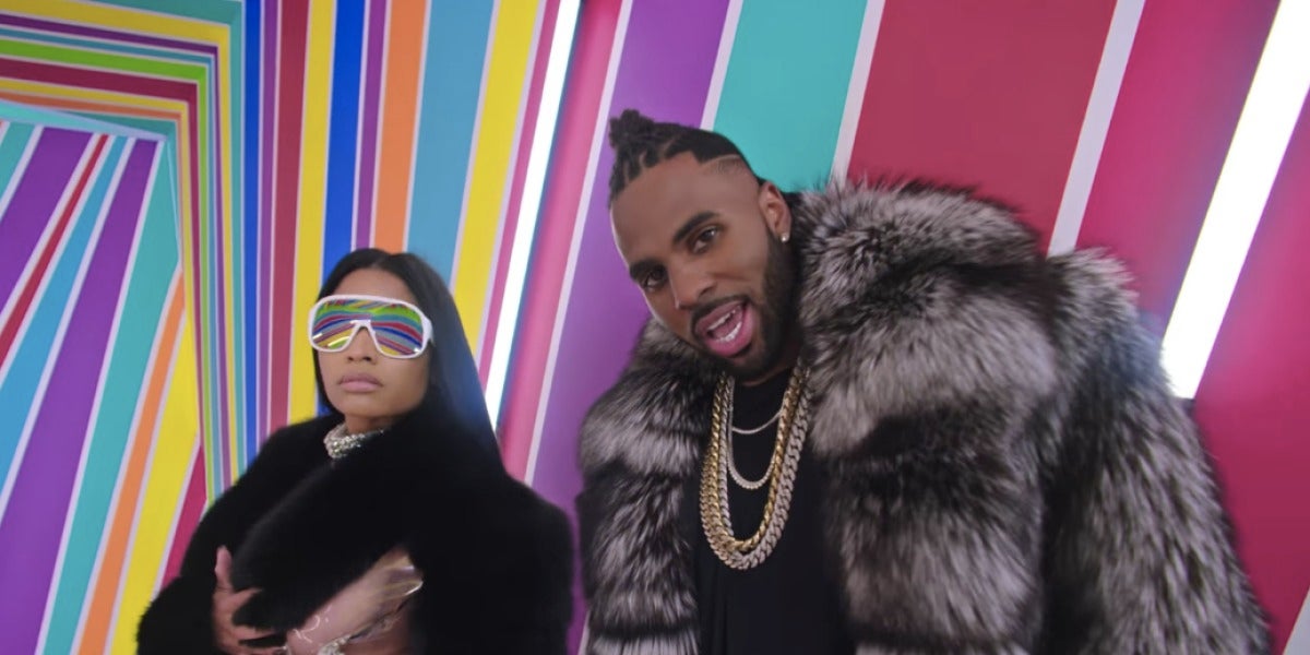 Nicki Minaj y Jason Derulo en el videoclip de 'Swalla'