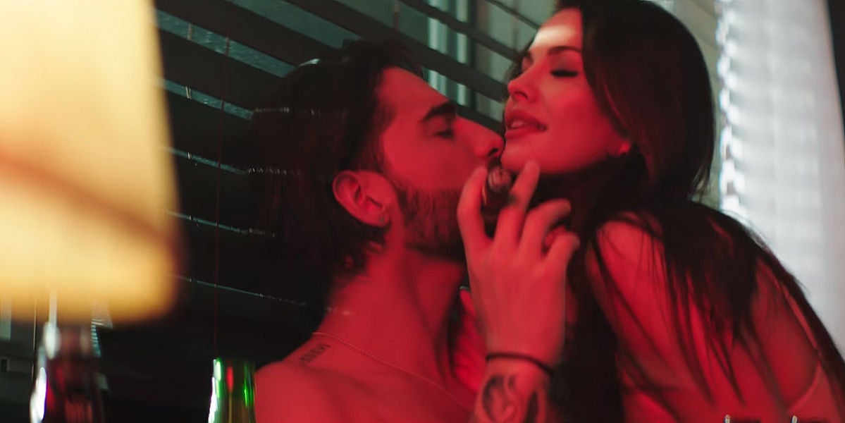 Maluma en el videoclip de 'El Préstamo'