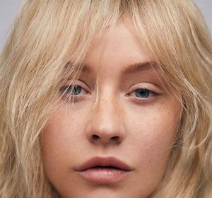 Christina Aguilera, sin maquillaje para Paper Magazine Christina Aguilera, sin maquillaje para Paper Magazine