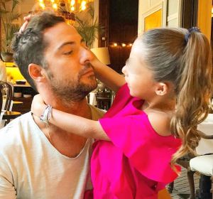 David Bisbal junto a su hija Ella David Bisbal junto a su hija Ella