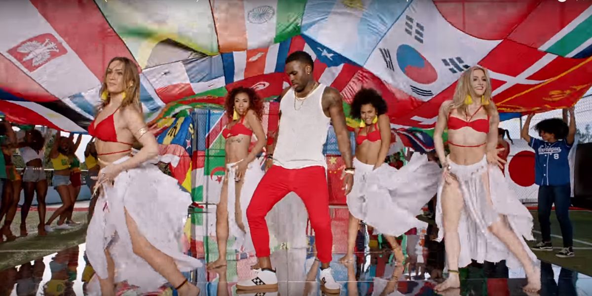 Jason Derulo en el videoclip de 'Colors'
