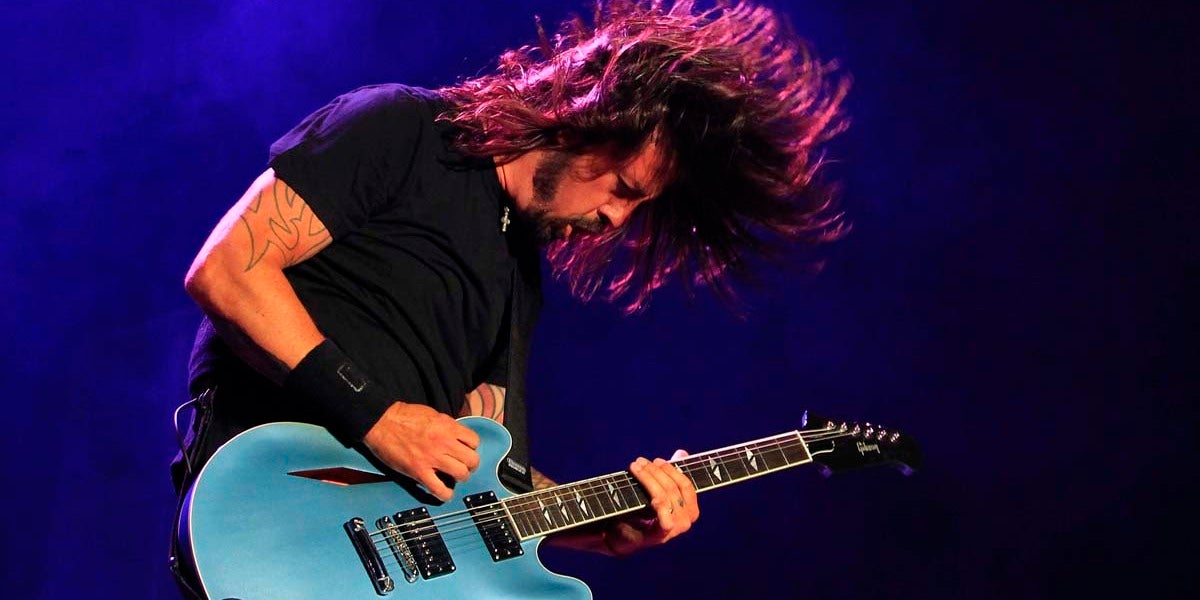 Dave Grohl, líder de Foo Fighters en un concierto