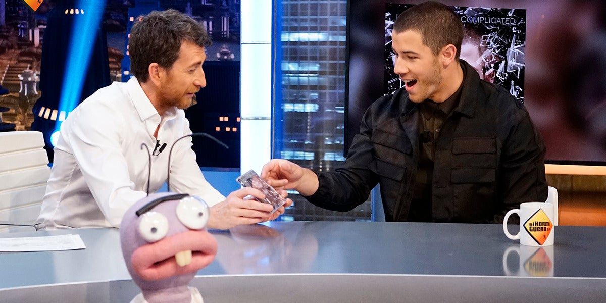 Trancas y Barrancas juegan a las adivinanzas con Nick Jonas