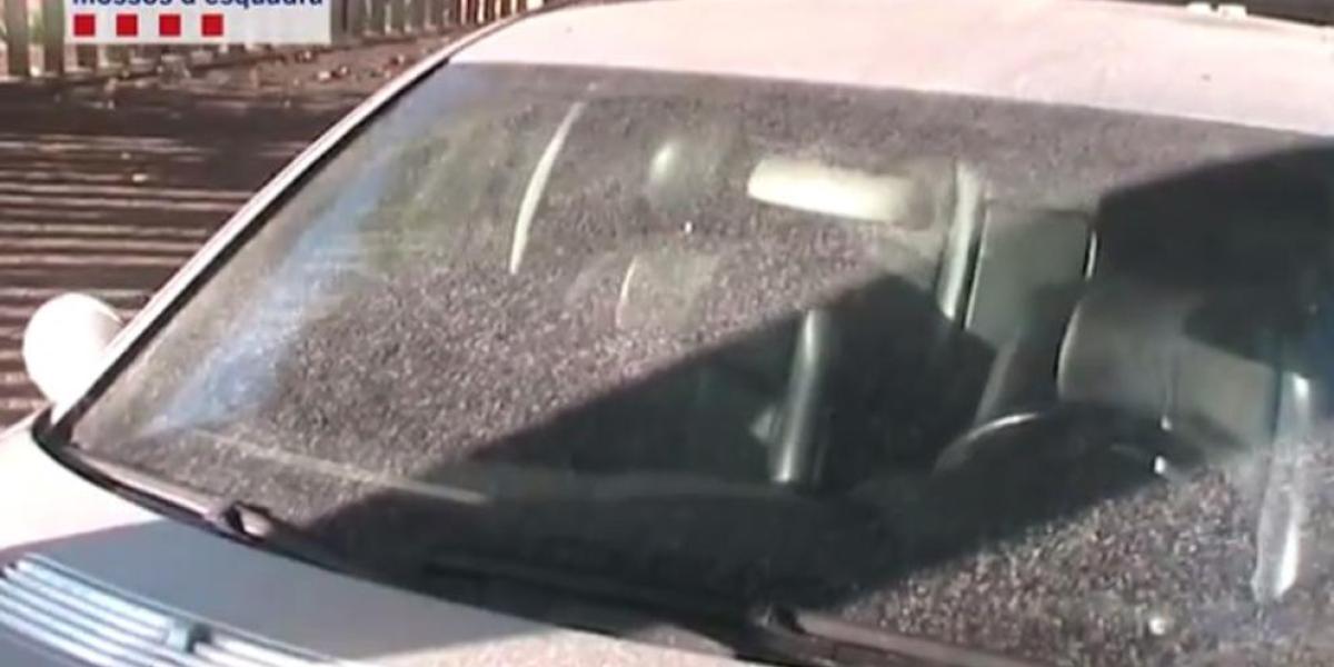 Uno de los coches cubiertos de cocaína