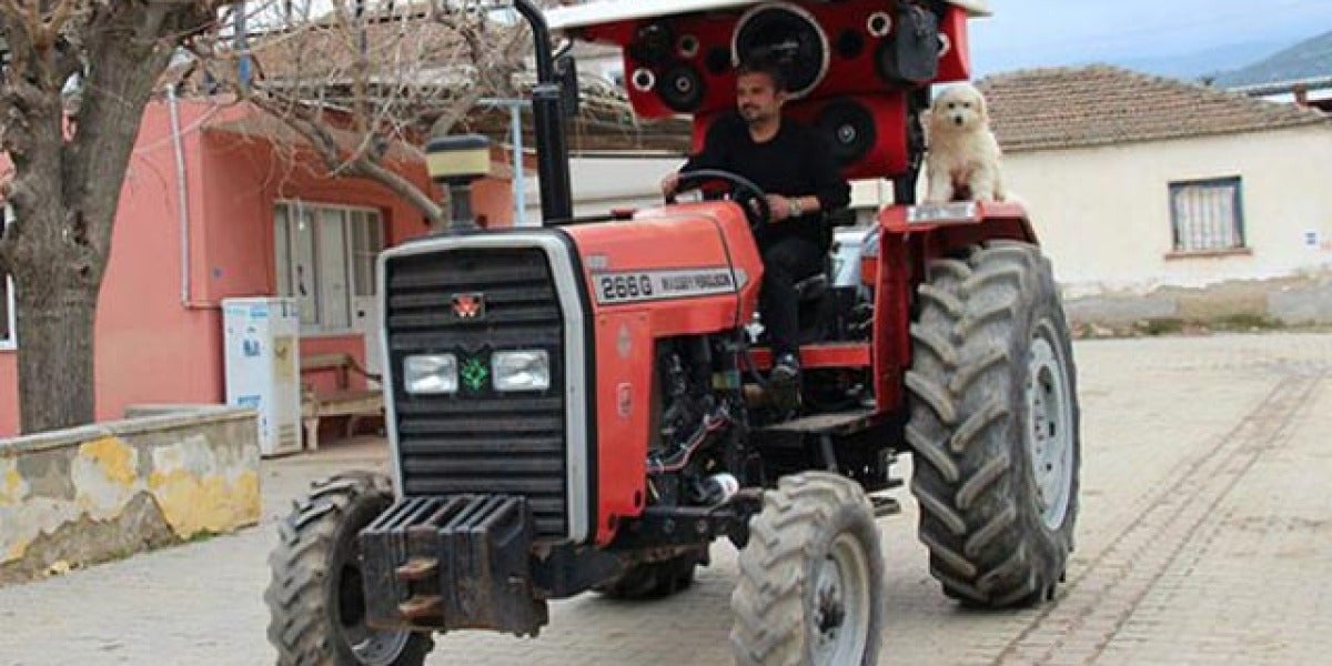 Convierte su tractor en una discoteca