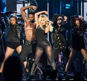 Lady Gaga durante su concierto en Coachella 2017 Lady Gaga durante su concierto en Coachella 2017