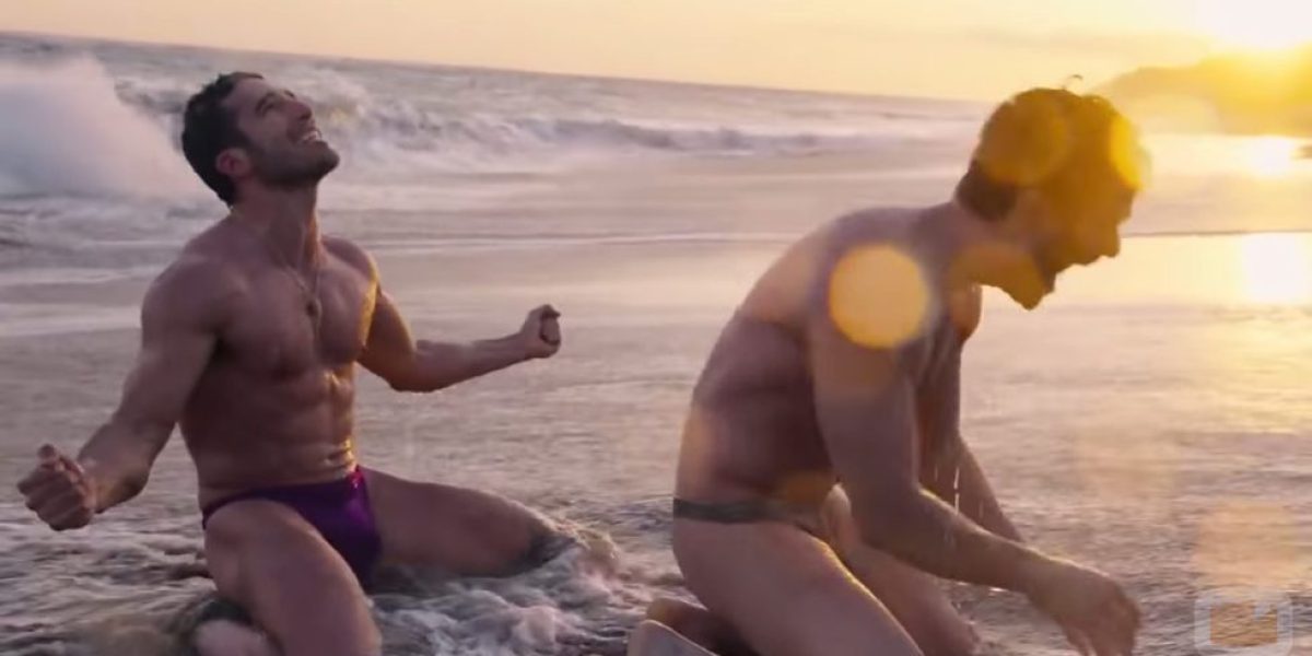 Escena de la serie Sense8 con Miguel Ángel Silvestre