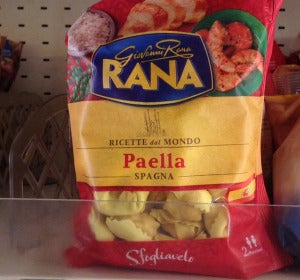 Pasta rellena de paella Pasta rellena de paella