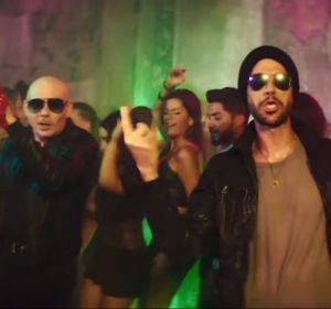 Pitbull y Enrique Iglesias en el vídeo de 'Move To Miami' Pitbull y Enrique Iglesias en el vídeo de 'Move To Miami'