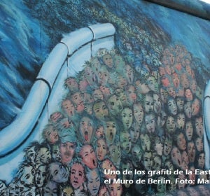 Uno de los grafiti de la East Side Gallery, en el Muro de Berlín. Foto: Marino Holgado