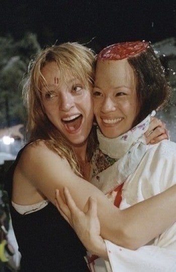 Uma Thurman junto con Lucy Liu en Kill Bill.