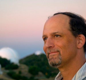 Hasta 2015, Geoffrey Marcy era conocido como el científico que más objetos planetarios había descubierto. Ese año, tuvo que dimitir de su puesto en la Universidad de Berkeley cuando varias investigadoras lo denunciaron por acoso sexual. El testimonio de Schmelz fue clave para que estas mujeres se atrevieran a contar sus casos.