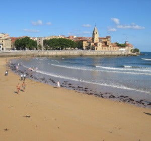 Playa de San Lorenzo (Gijón)