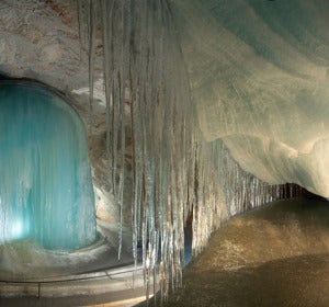 La cueva de hielo más grande del mundo