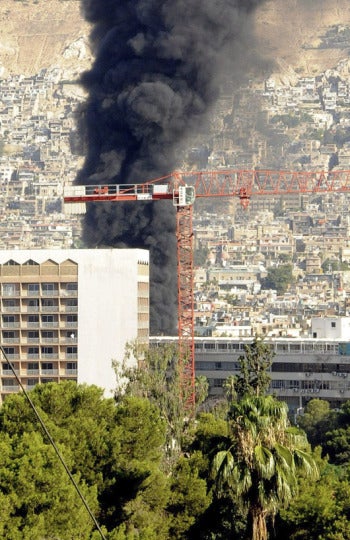 Bombardean el hotel donde se alojan los observadores de la ONU en Damasco