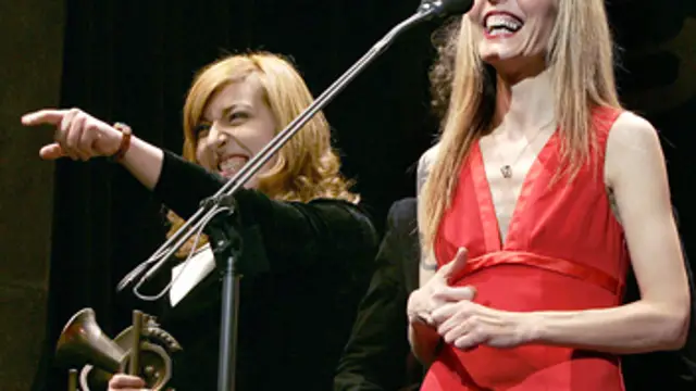 Las hermanas Llanos en la entrega de los XI Premios de la Musica