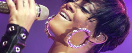 Rihanna no actuar&aacute; en Yakarta