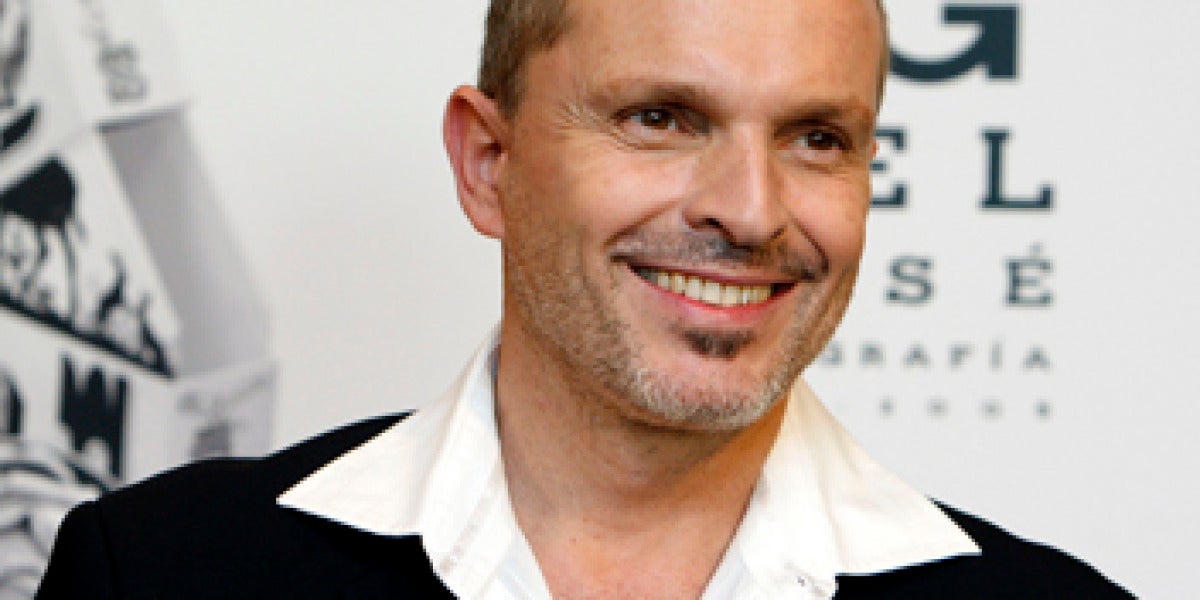 Miguel Bosé durante la presentación de Bosegrafia 1986 - 2005