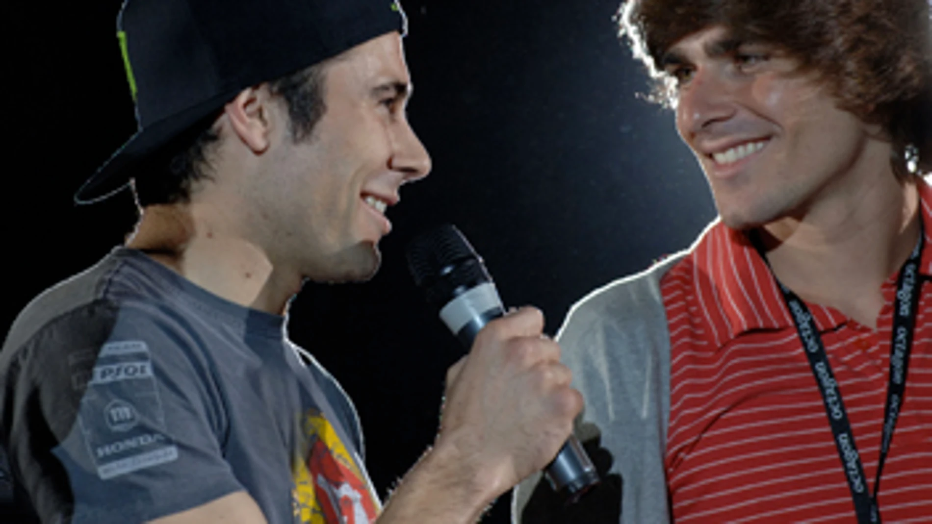 Toni Bou y Andrea Dovizioso junto al líder de Melocos Toni Bou y Andrea Dovizioso junto al líder de Melocos