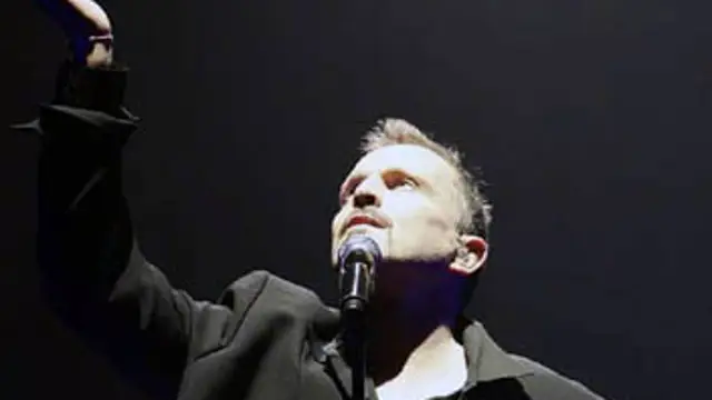 Miguel Bosé en Papitour