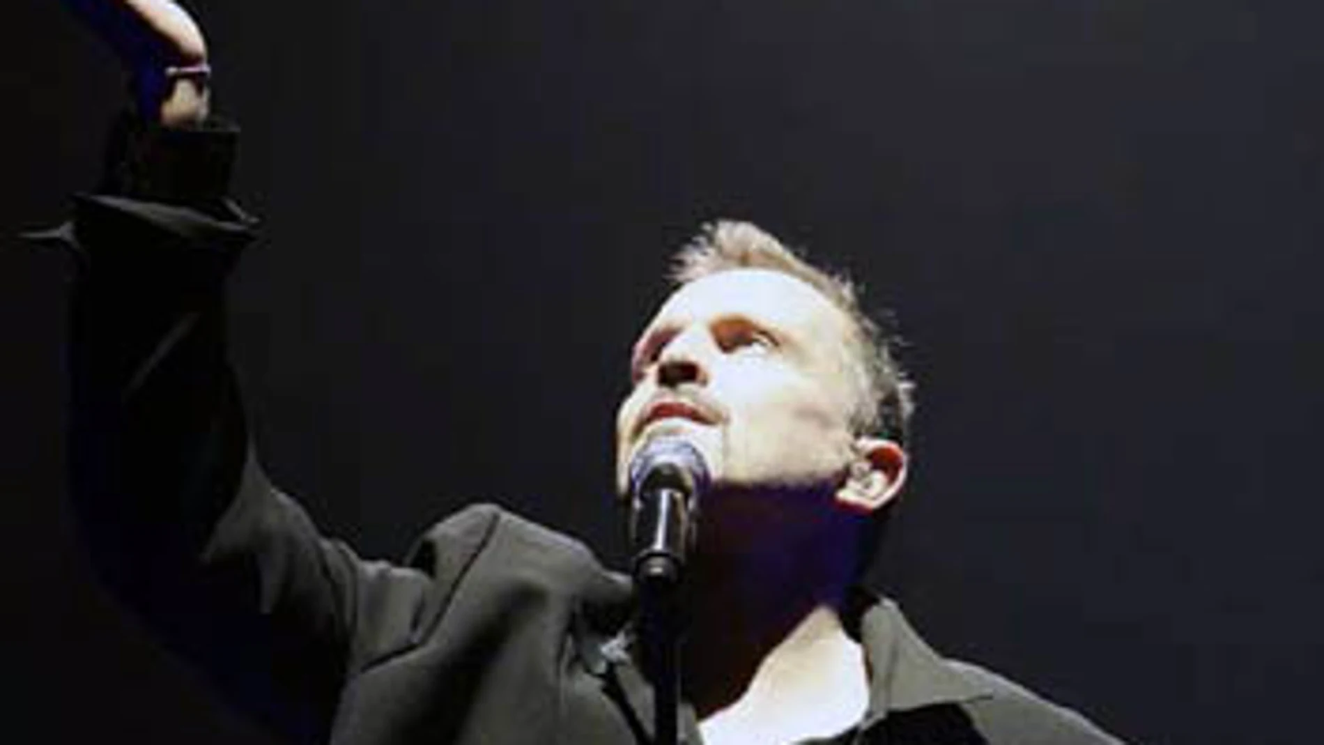 Miguel Bosé en Papitour Miguel Bosé en Papitour