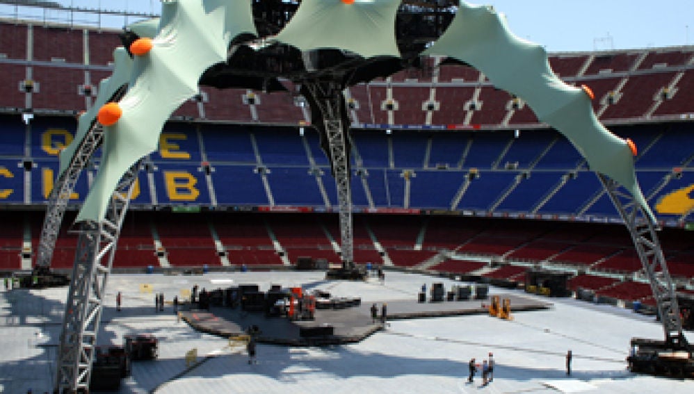 Escenario del próximo concierto de U2 en el Camp Nou