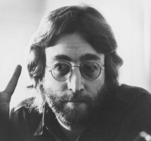 John Lennon y su lucha por la paz John Lennon y su lucha por la paz