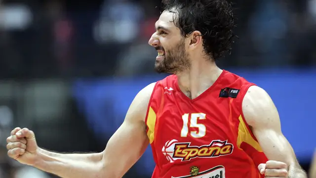 Jorge Garbajosa en un partido con la Selección española