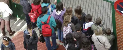 Puerta de un colegio Puerta de un colegio