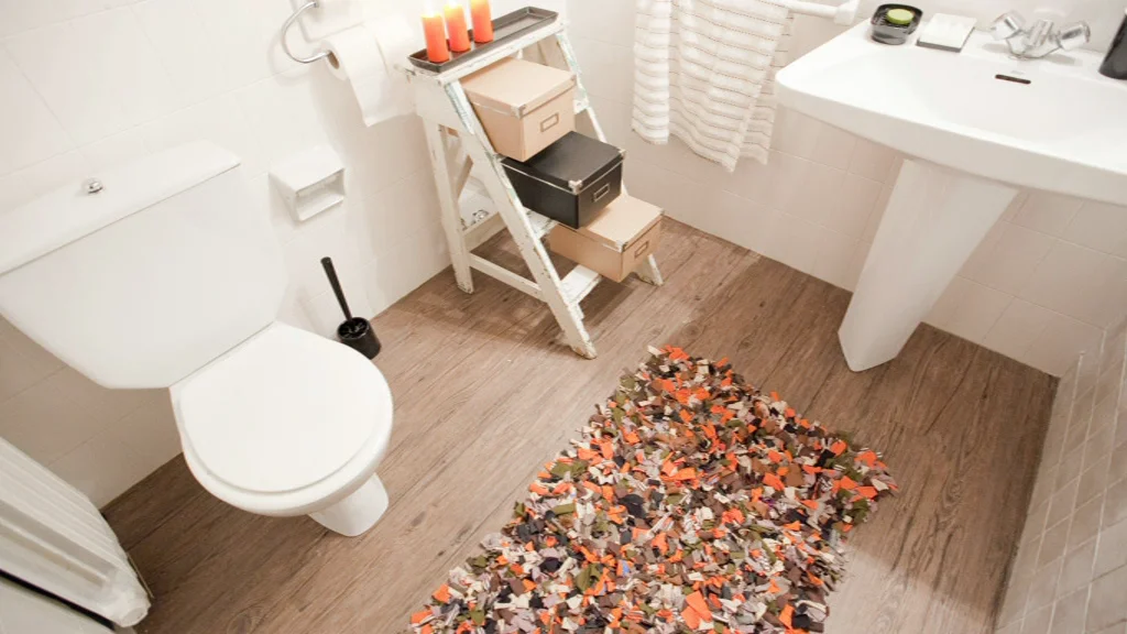 Un cuarto de baño totalmente renovado Un cuarto de baño totalmente renovado