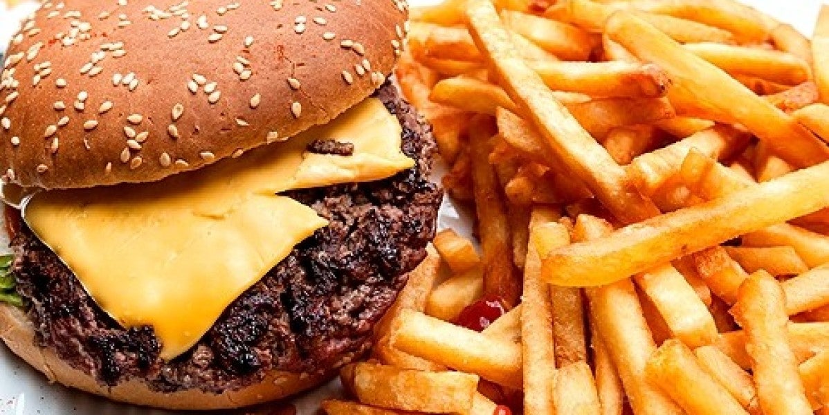 Hamburguesa con patatas