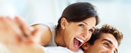 Una pareja feliz Una pareja feliz