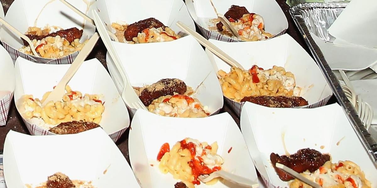 Comida en envases de cartón