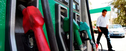 Surtidor de una gasolinera Surtidor de una gasolinera