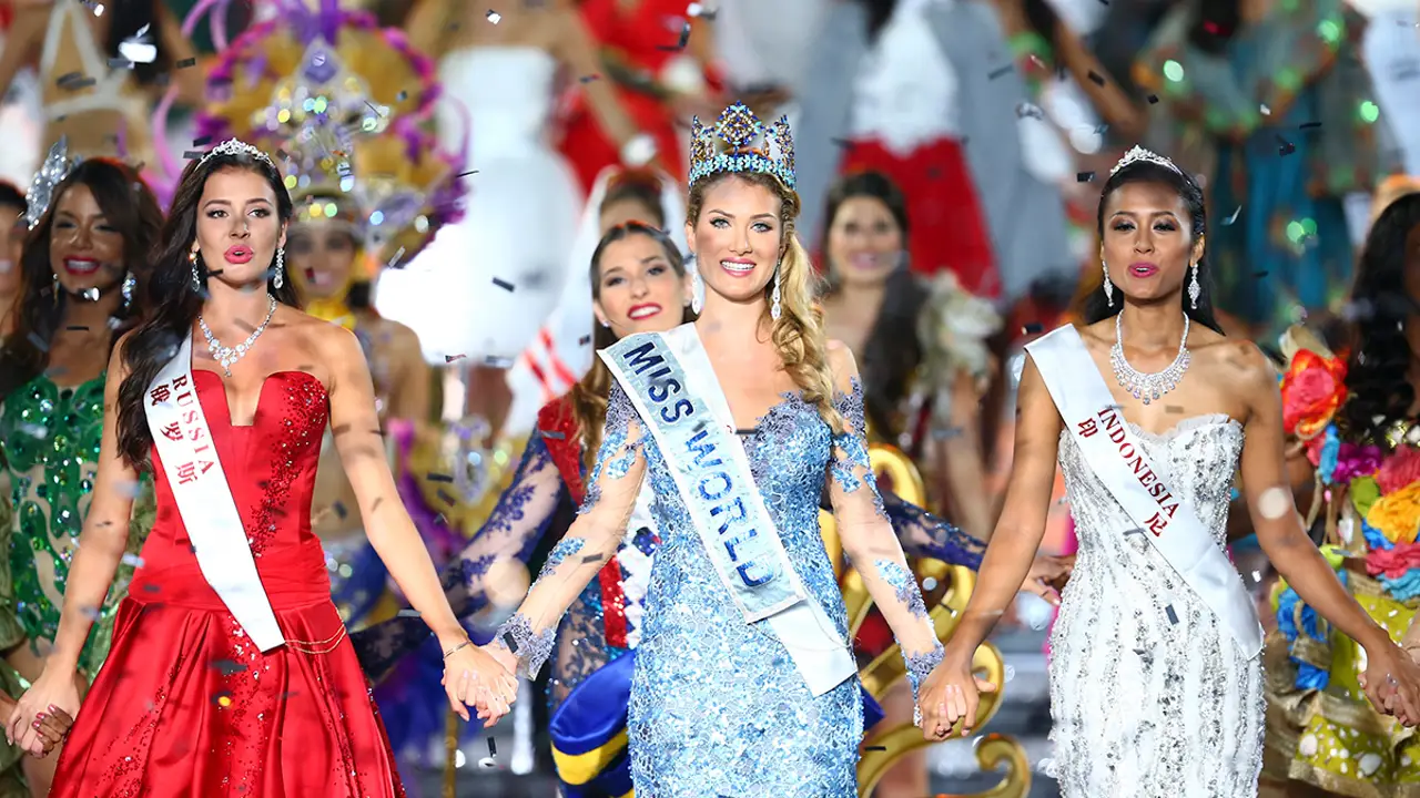 La española Mireia Lalaguna coronada como Miss Mundo 2015 La española Mireia Lalaguna coronada como Miss Mundo 2015