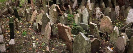 Antiguo Cementerio Jud&iacute;o en Praga (Europa)