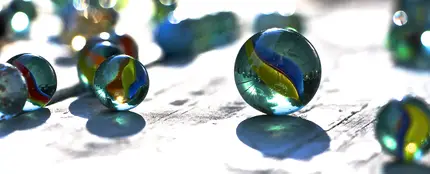 ¿Son estas las canicas que oyes? ¿Son estas las canicas que oyes?