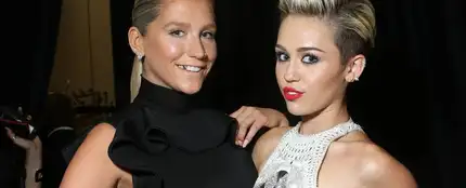 Kesha y Miley Cyrus Kesha y Miley Cyrus