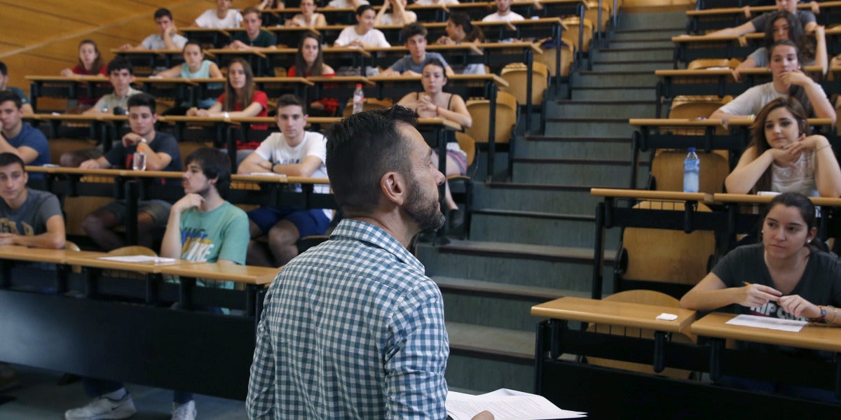 Estudiantes durante un examen de Selectividad