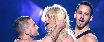 Britney Spears en su actuación en los Billboard Awards 2016