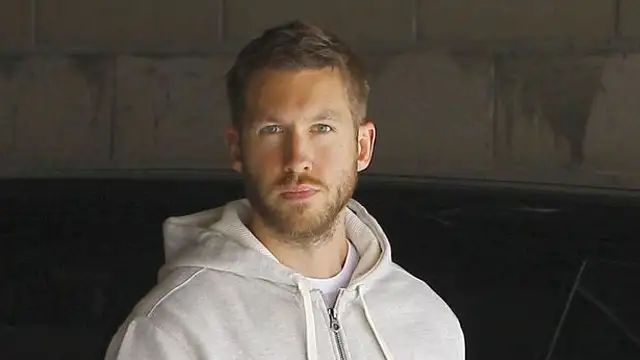 Calvin Harris saliendo del gimnasio